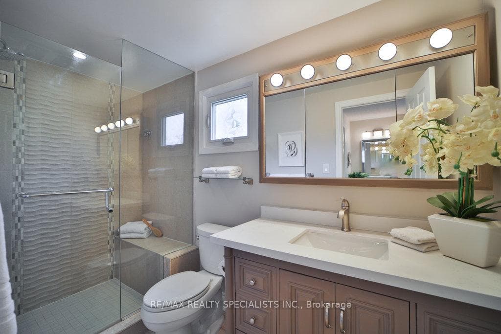 Ensuite Bath