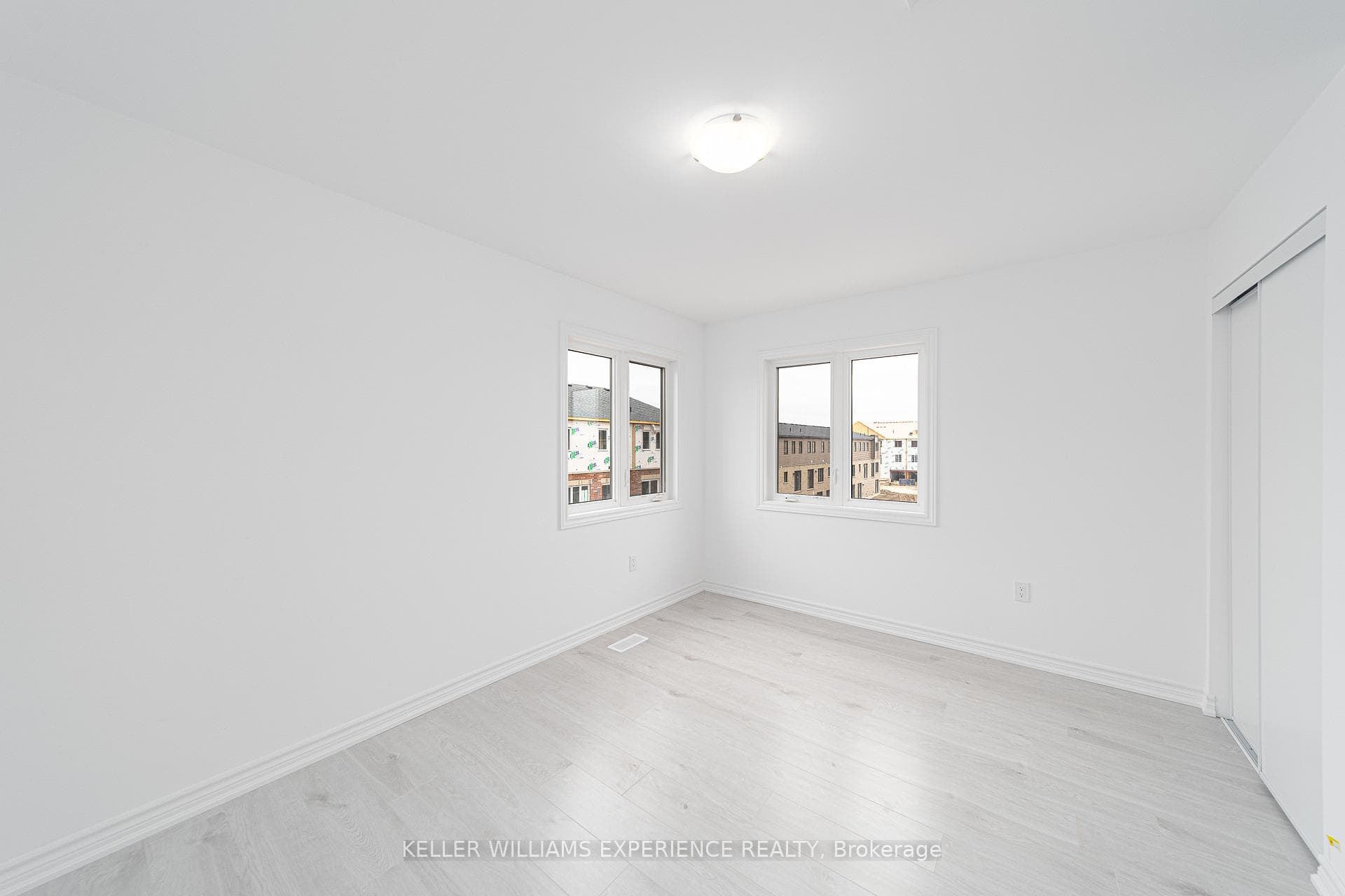 9 Tobias Lane photo 10