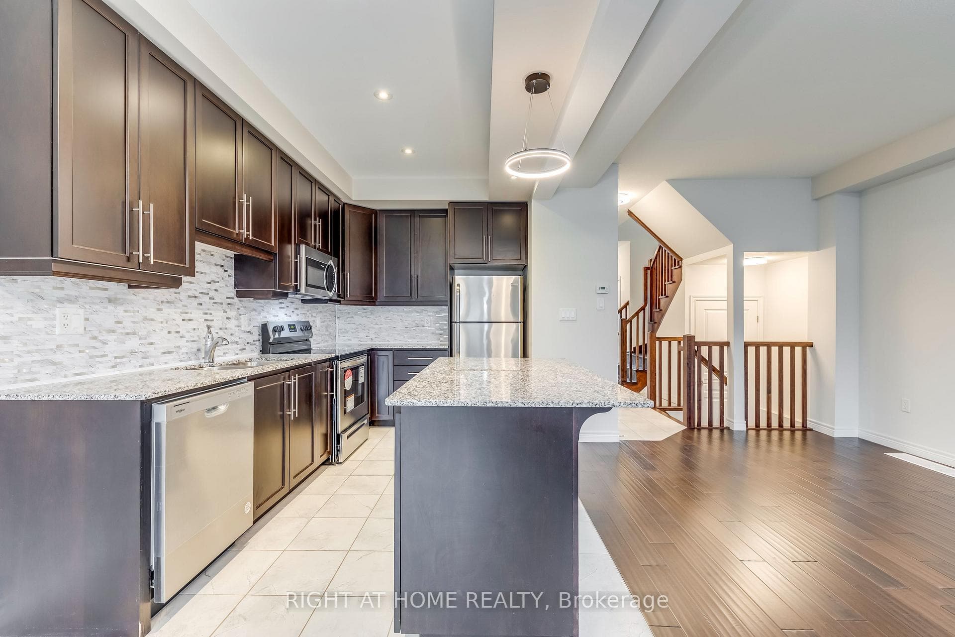 20 Farley Lane photo 11