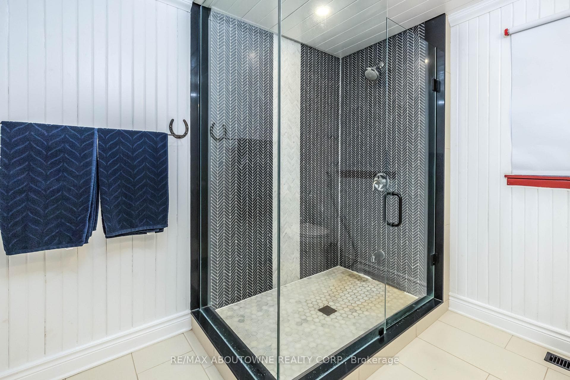 3276 Governors Road photo 25