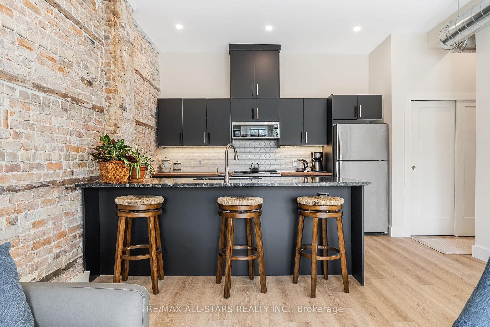 61 Colborne Street Unit 2A photo 11