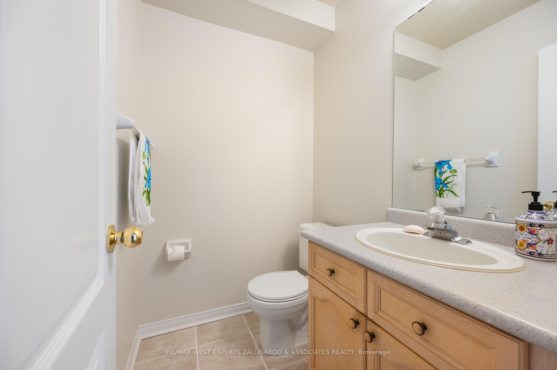 140 Parktree Drive photo 14
