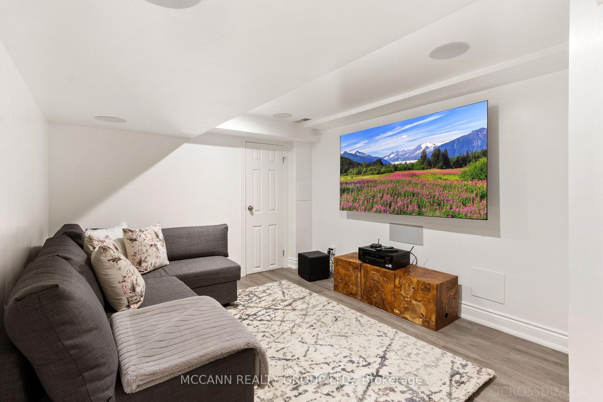 27 Strathgowan Crescent photo 39