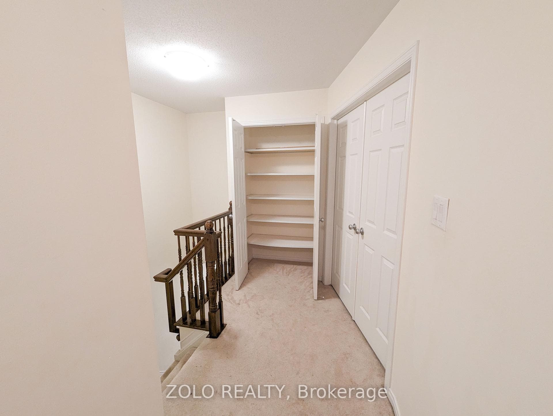 Landing on 2nd floor