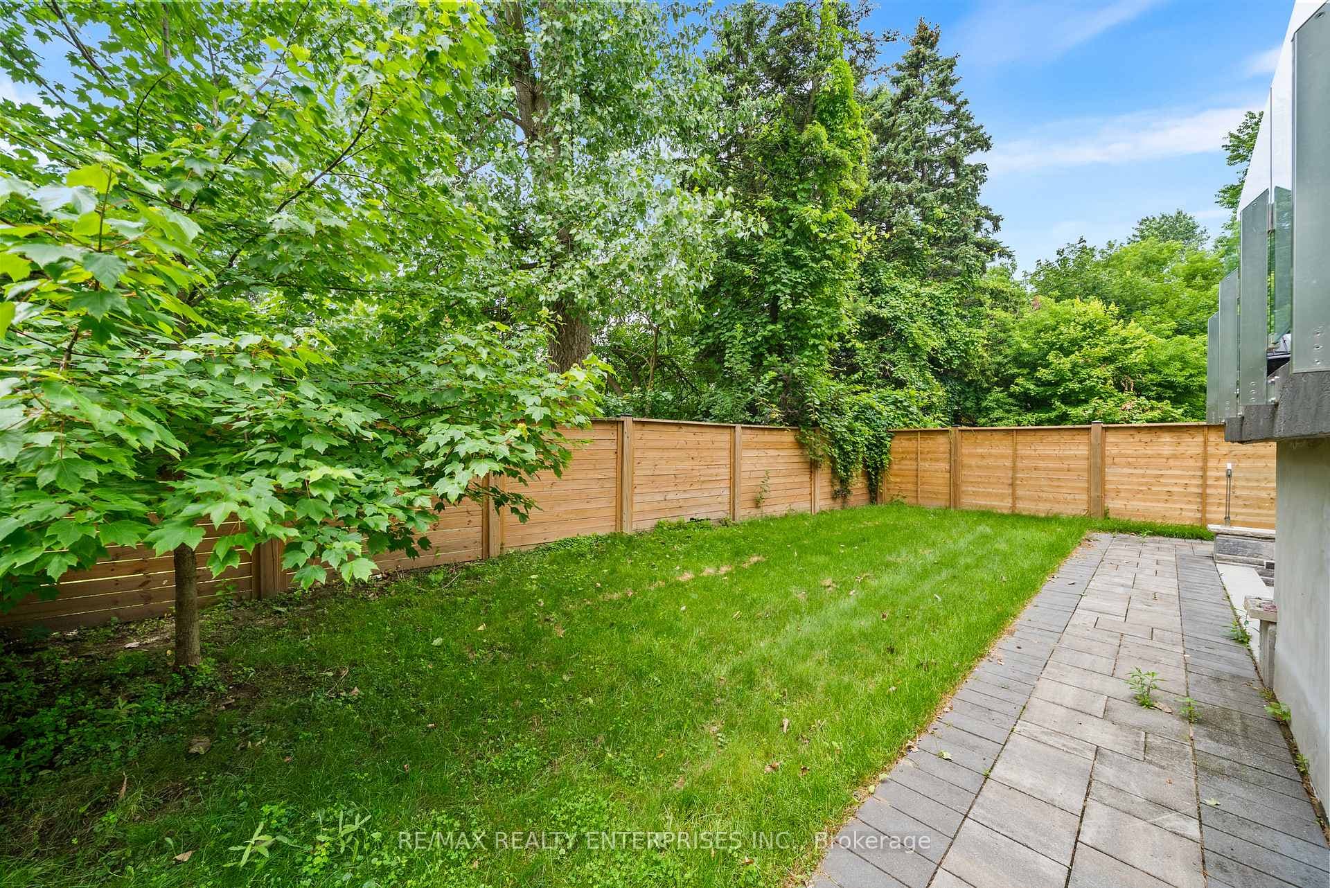 1362 Kenmuir Avenue photo 43