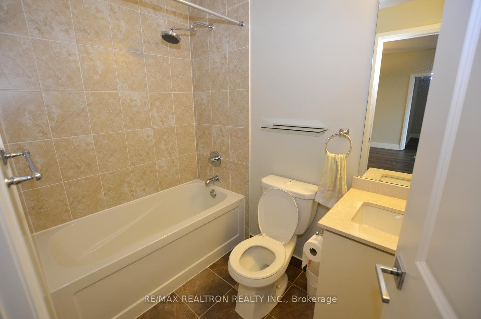 75 North Park Road Unit 302 photo 28