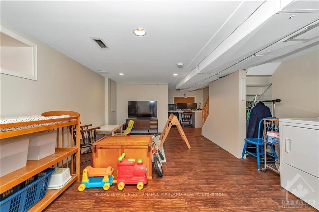 297 ARLINGTON Avenue photo 20