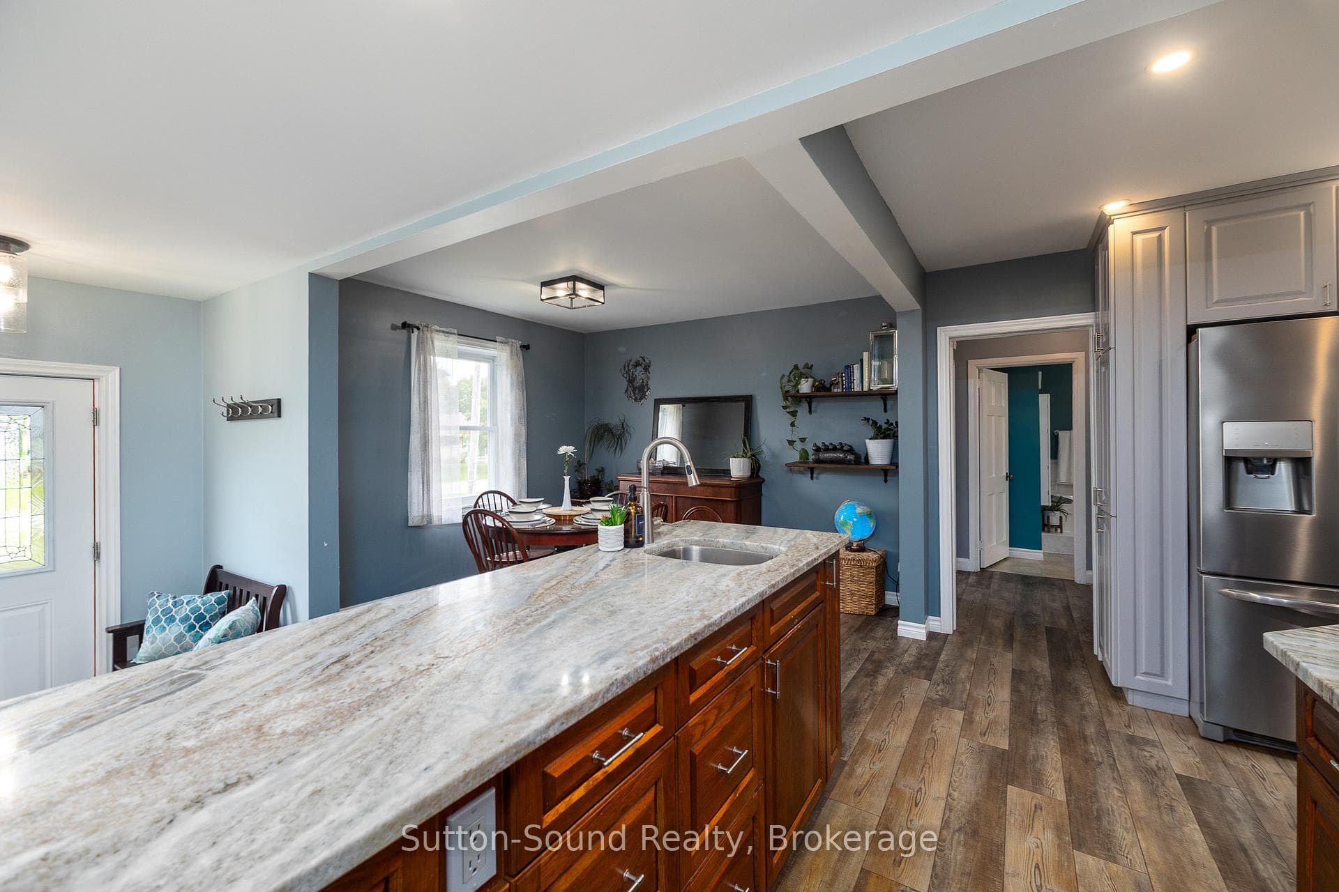 864 16th Street photo 11