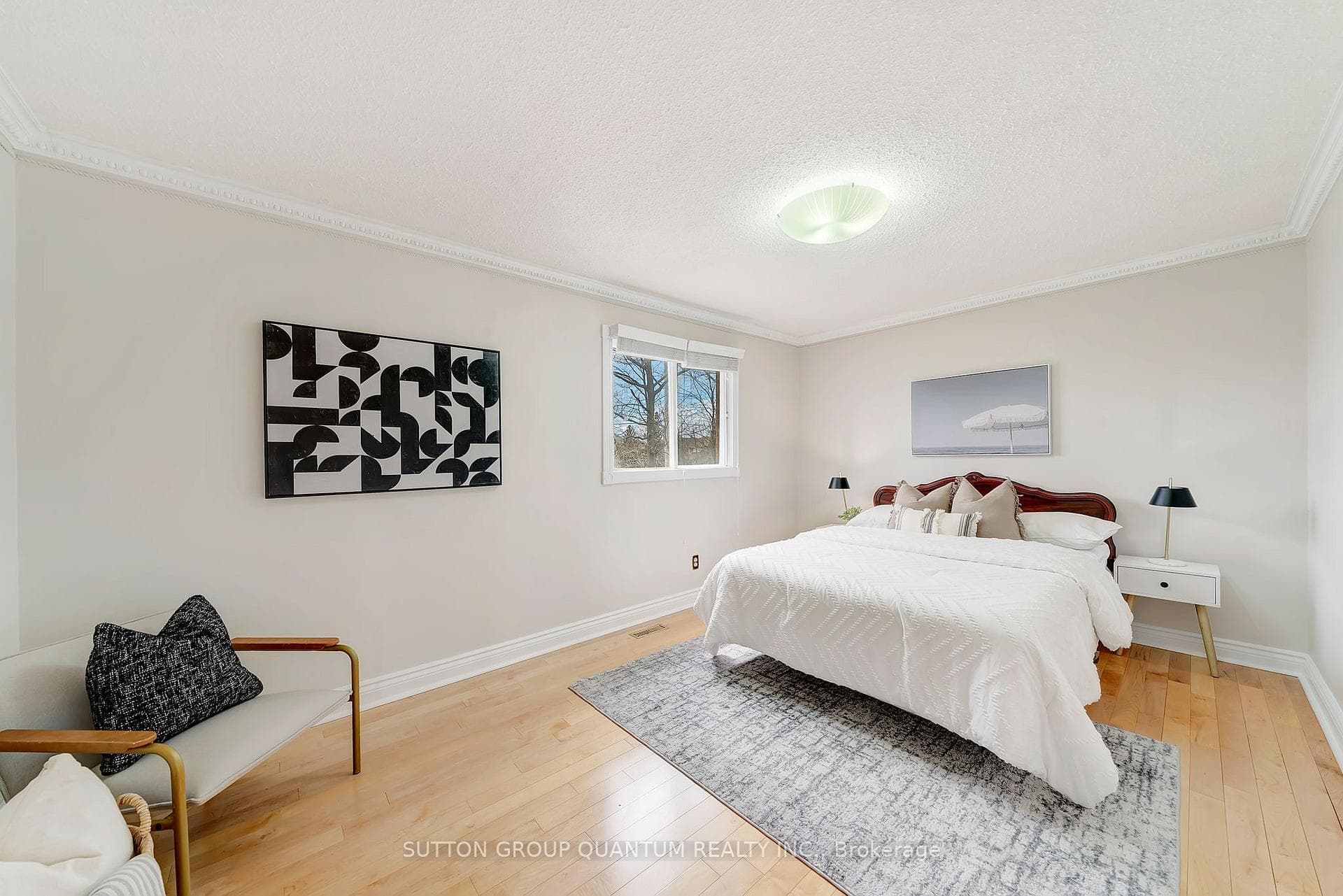 5215 Micmac Crescent photo 19