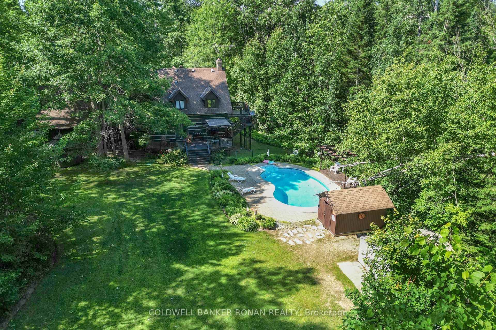 71 Forest Hill Drive photo 1