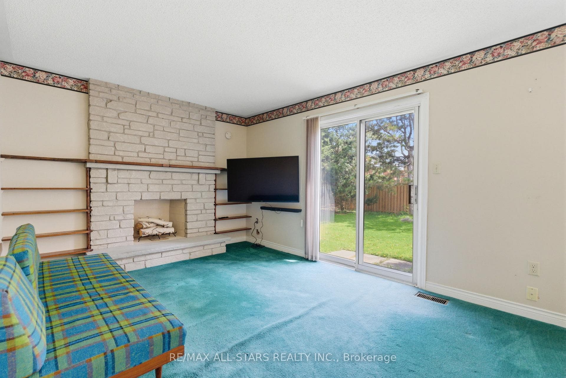7 Remion Crescent photo 13