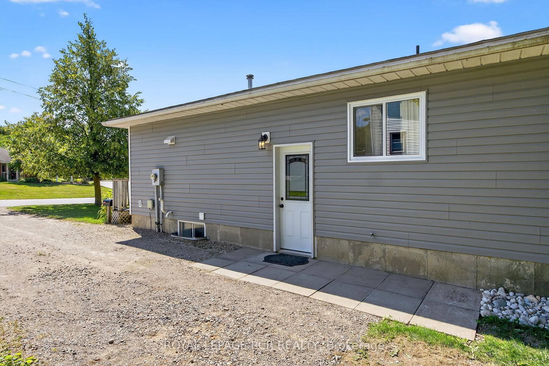 Separate Side Entrance