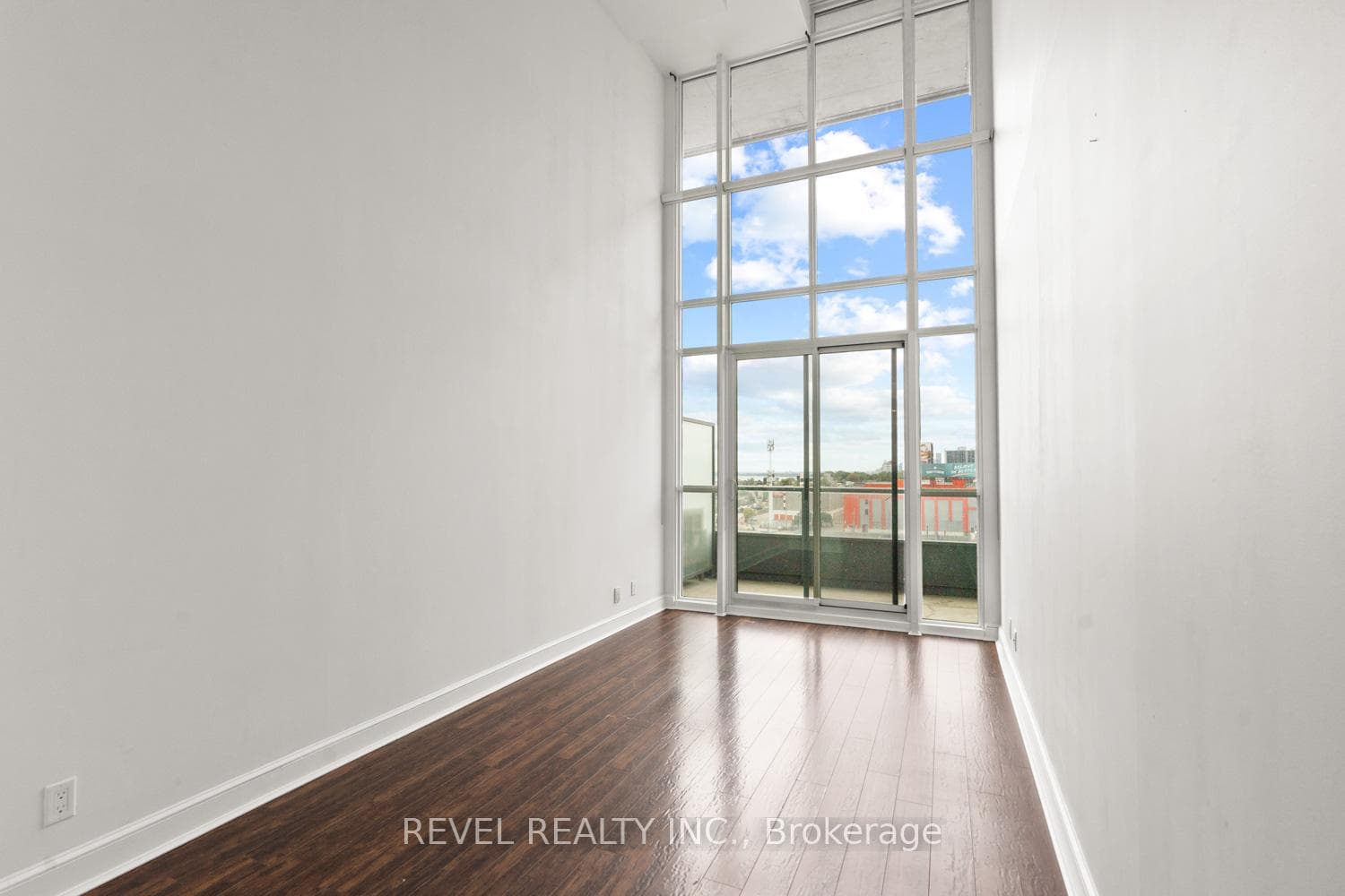 5 Hanna Avenue Unit 643 photo 6
