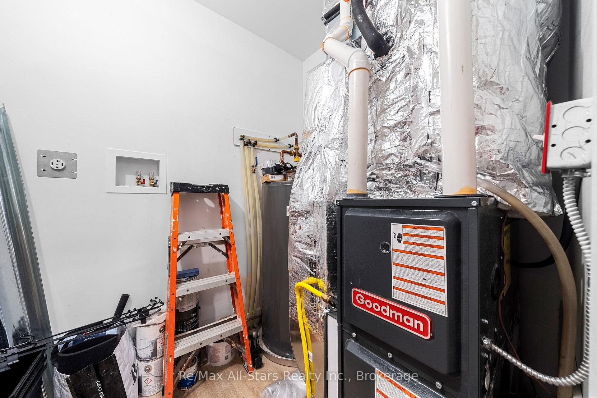 61 Colborne Street Unit 2B photo 15