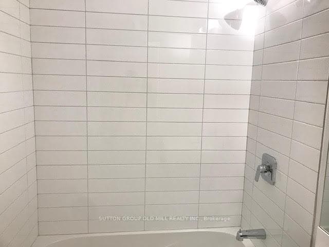11 Maryport Avenue Unit 123 photo 8