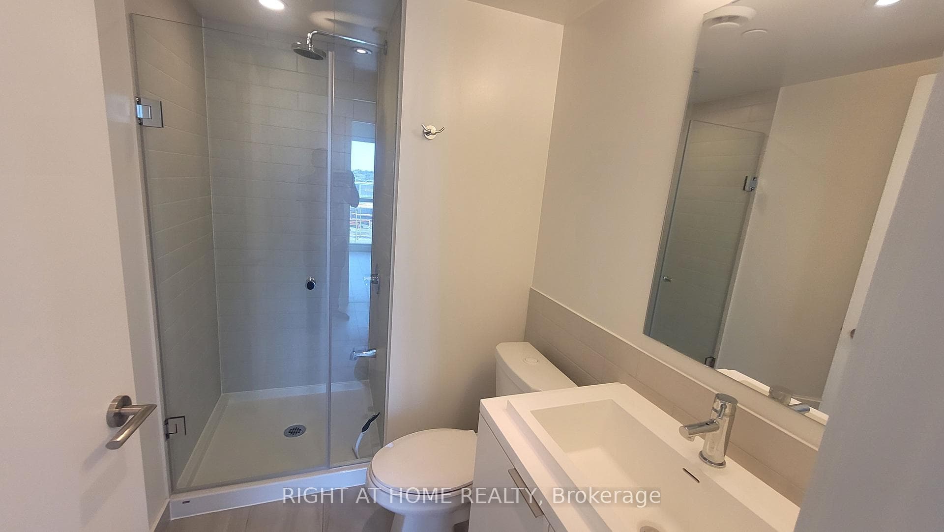 6 Sonic Way Unit 703 photo 17