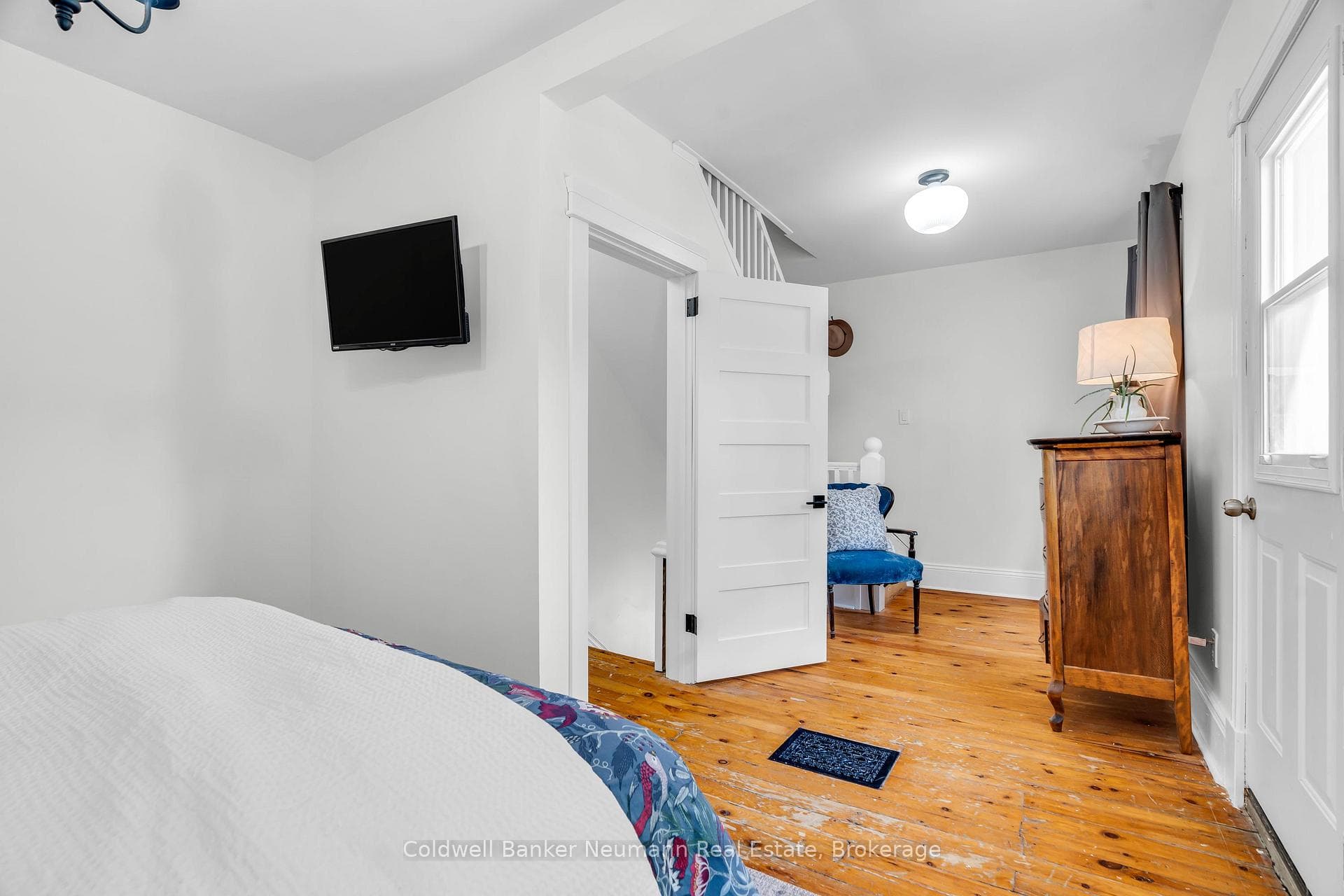 151 Frederick Street photo 33