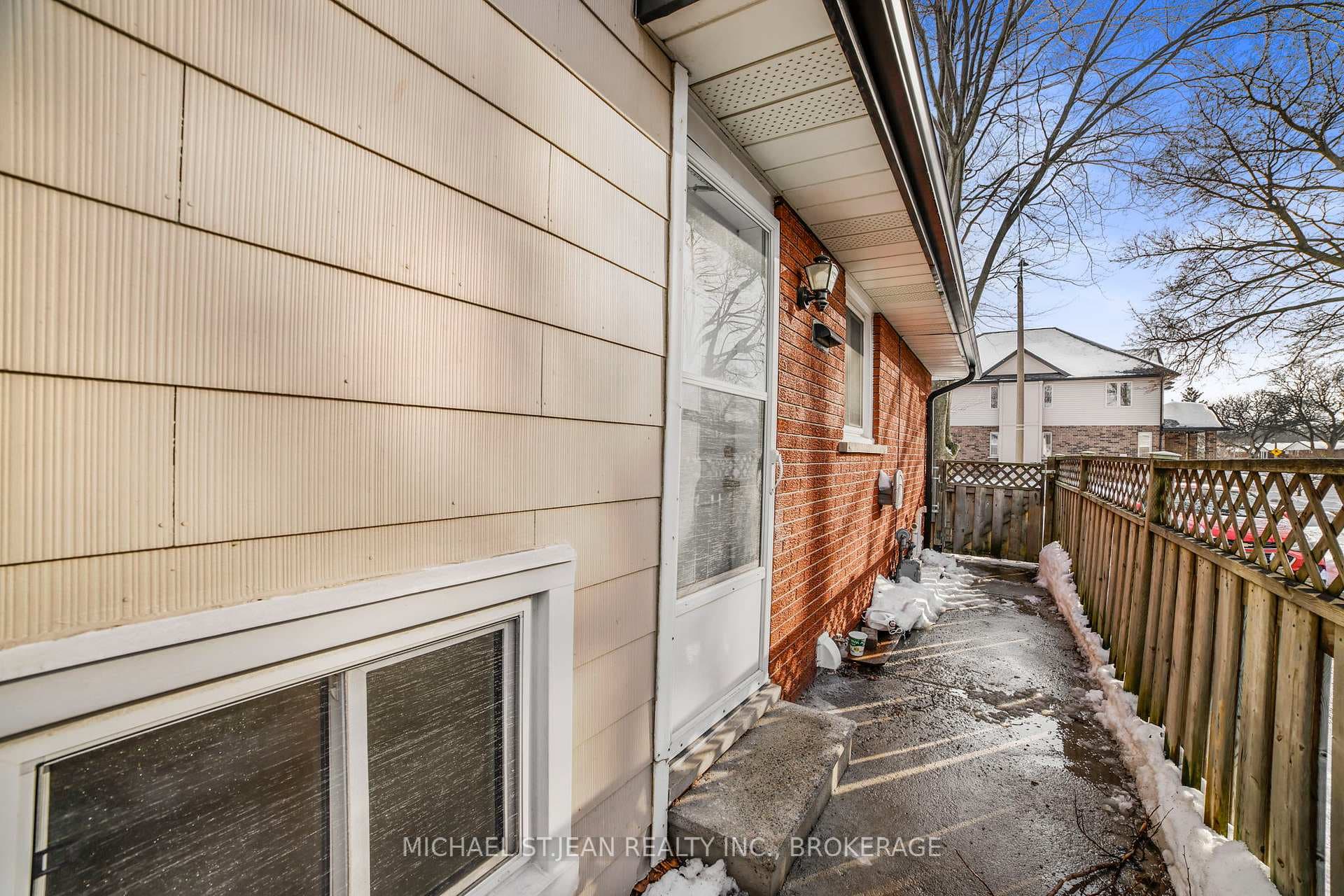44 Clifton Downs Road photo 34