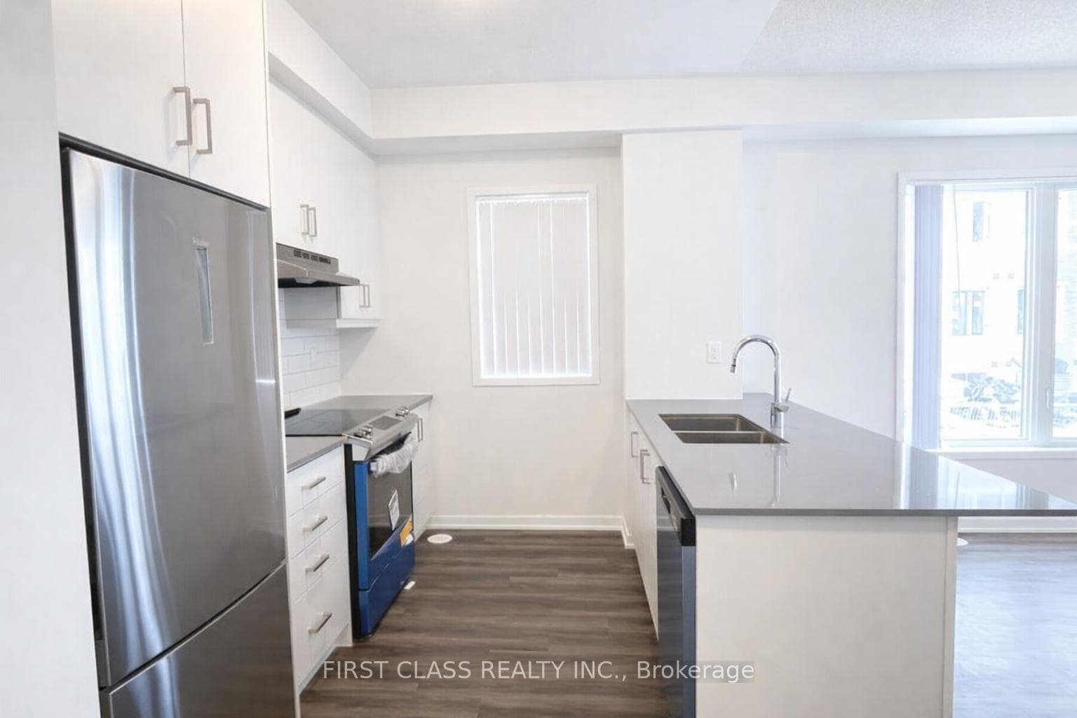 151 Honeycrisp Crescent Unit 170 photo 2