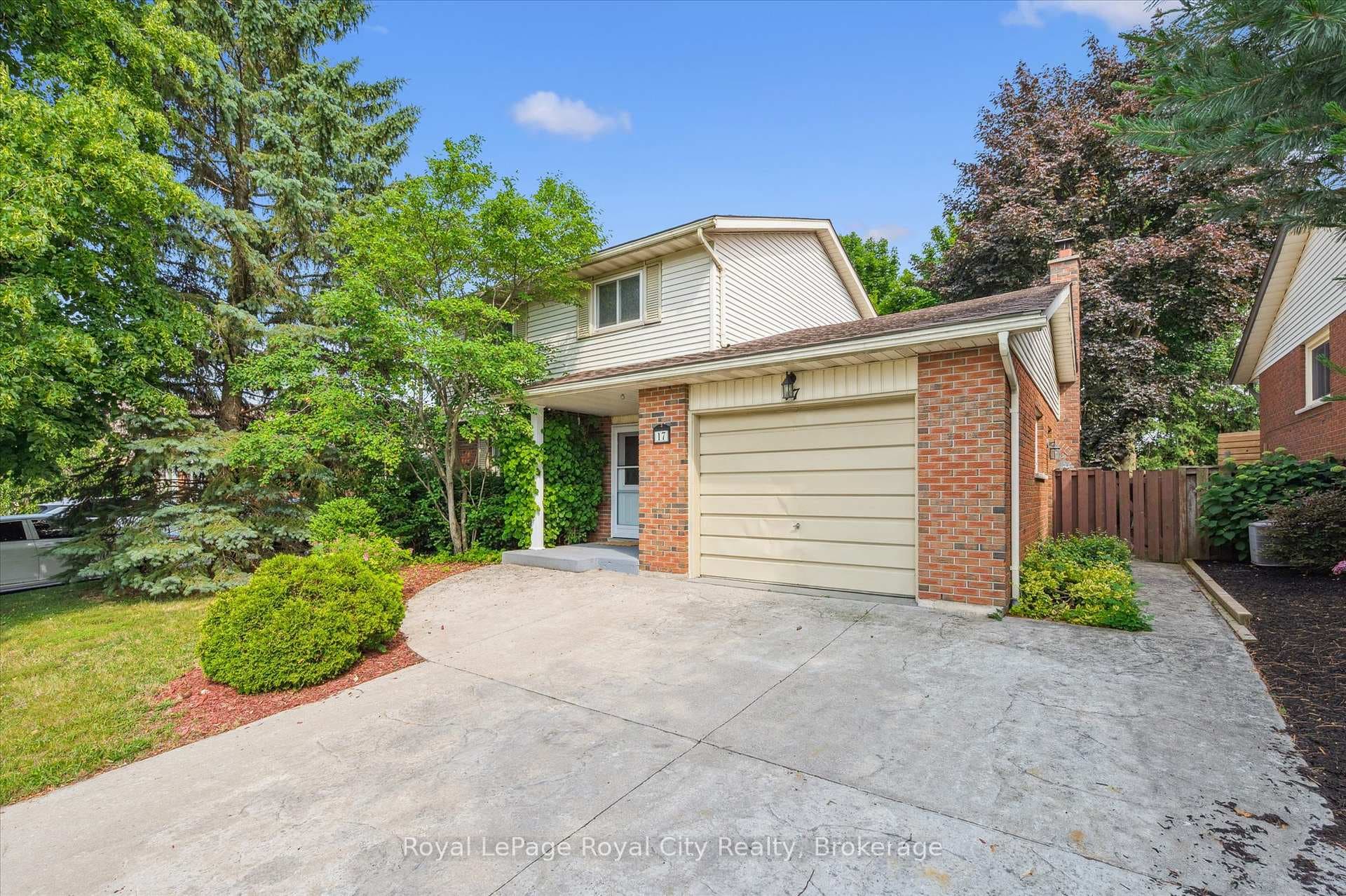 17 Springdale Boulevard photo 3