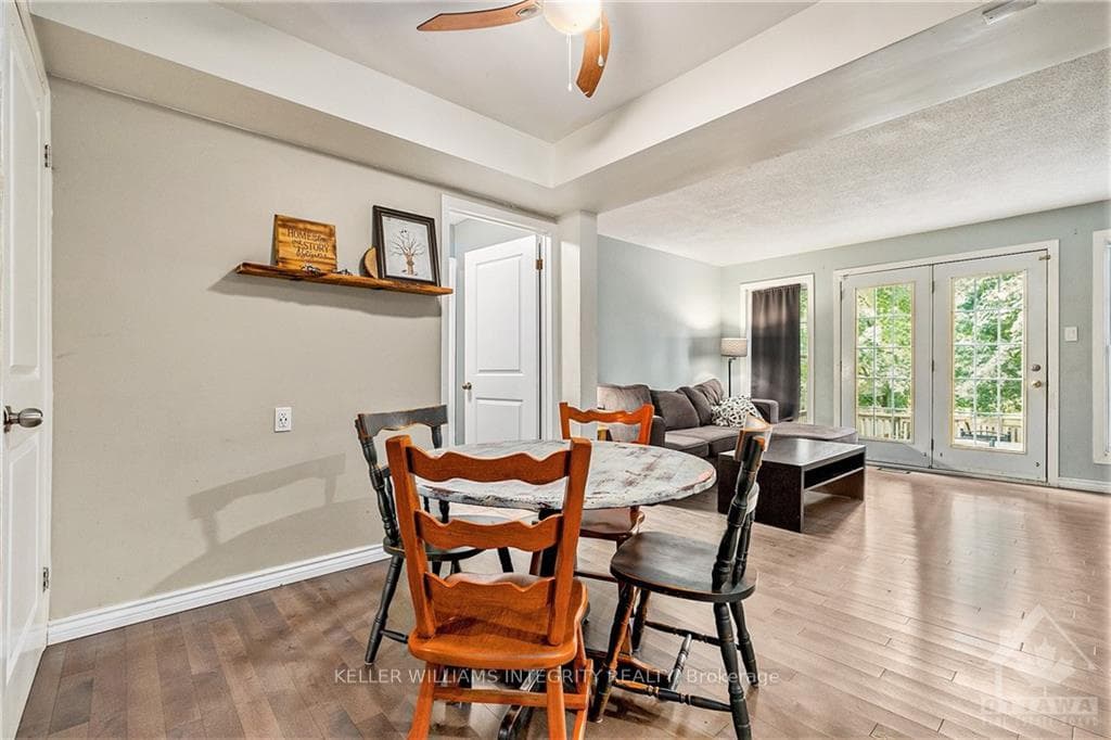 60 GEORGE Street photo 11