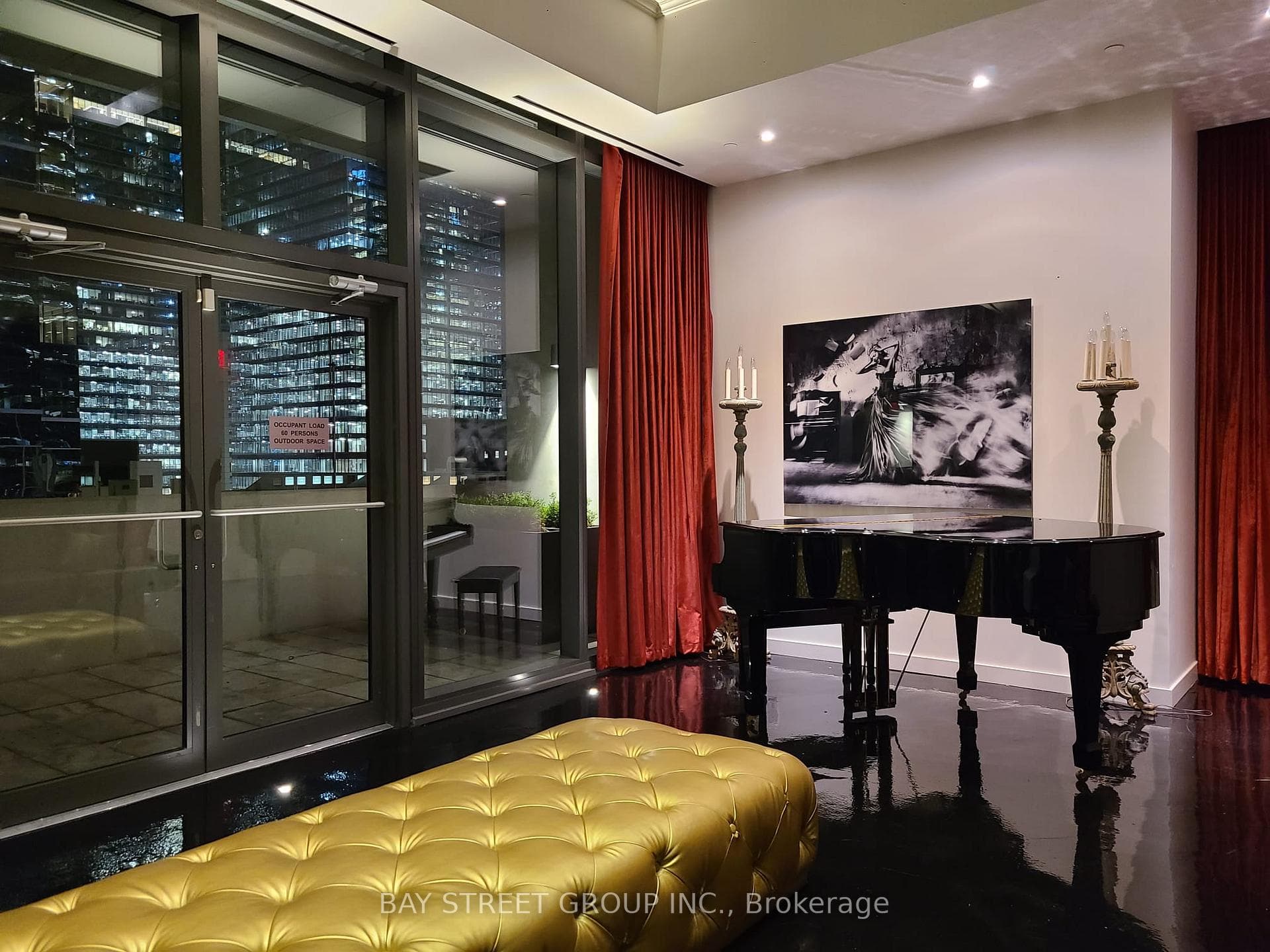 Grand Piano