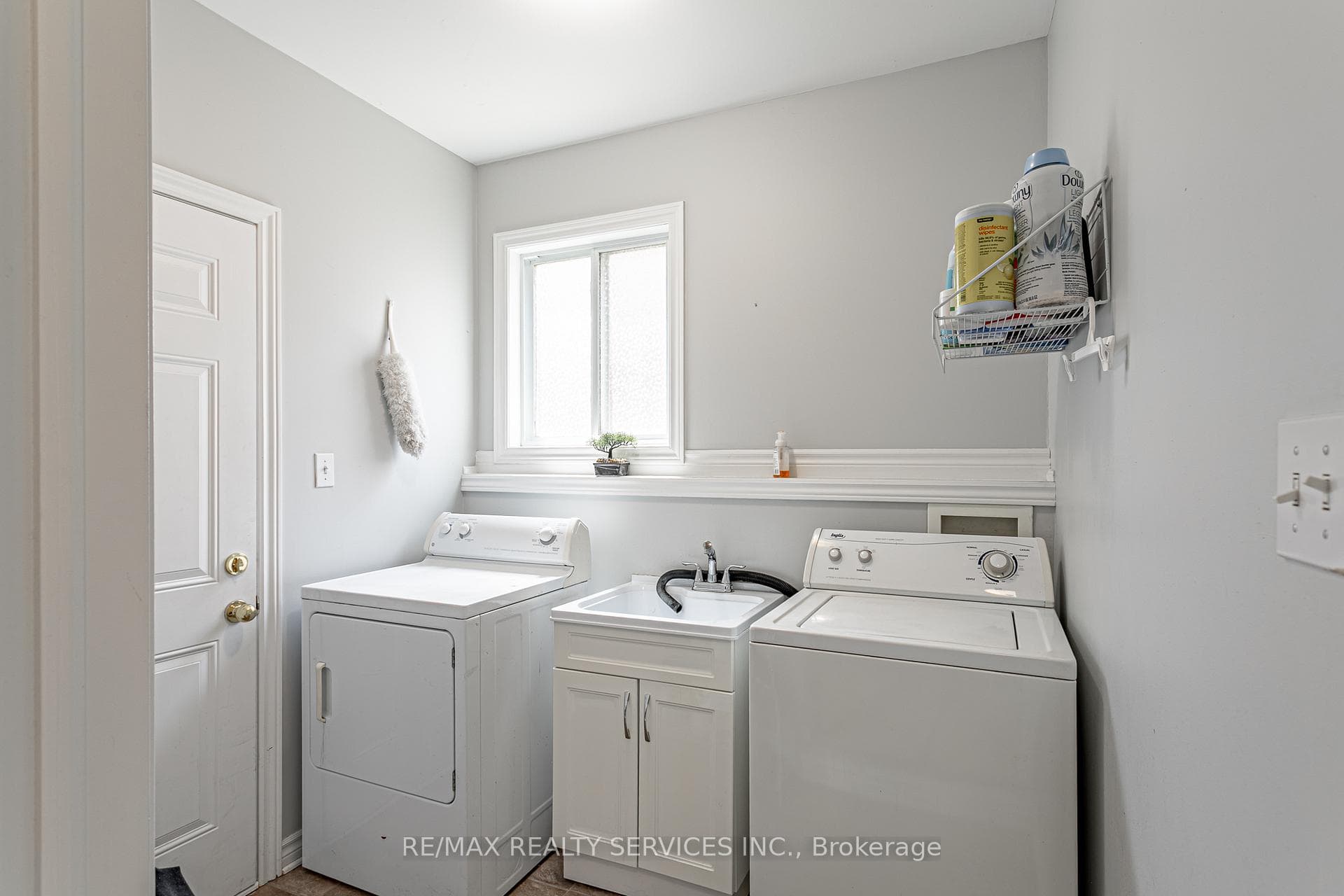 829 Oakcrossing Road photo 23