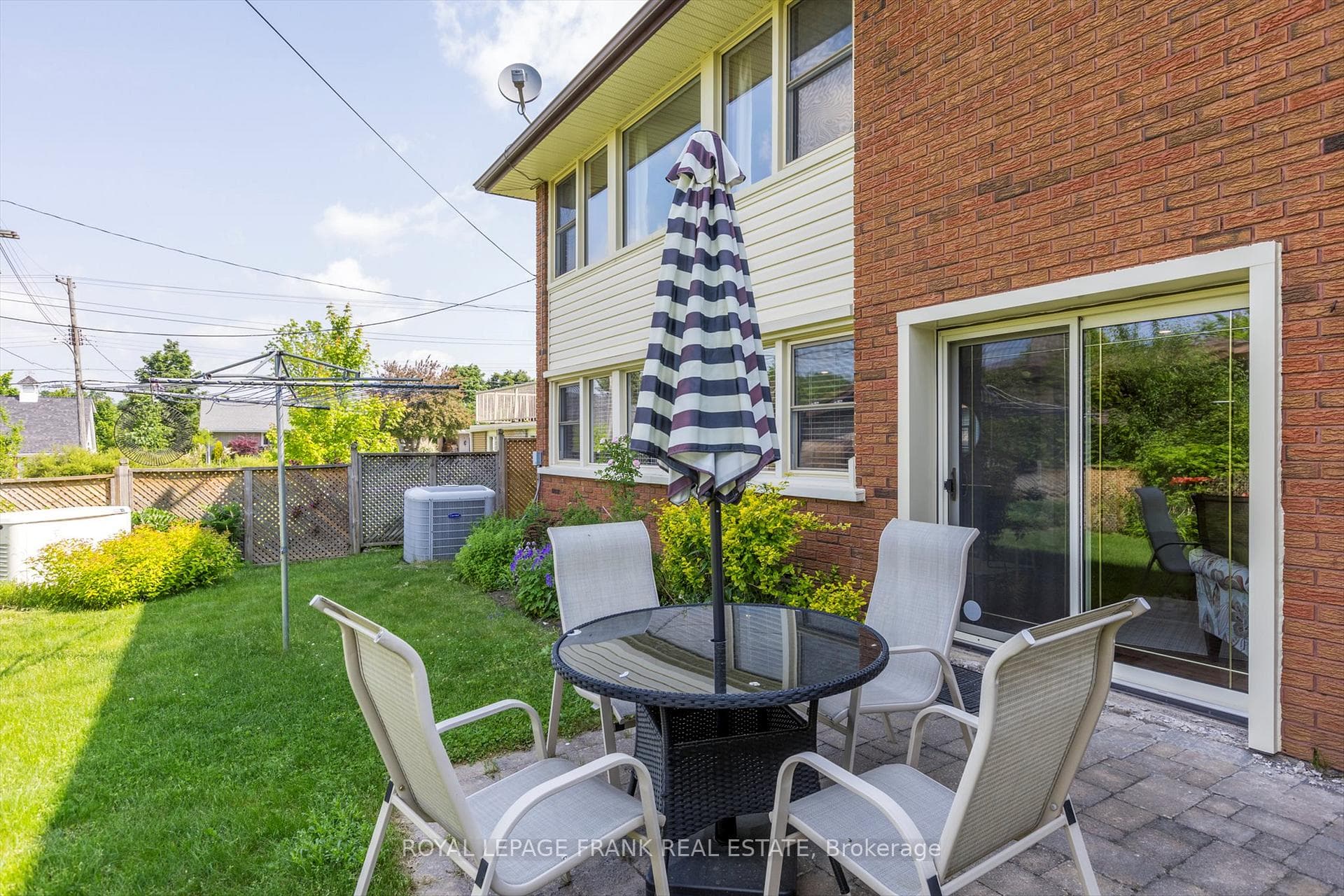 455 Manorhill Avenue photo 40