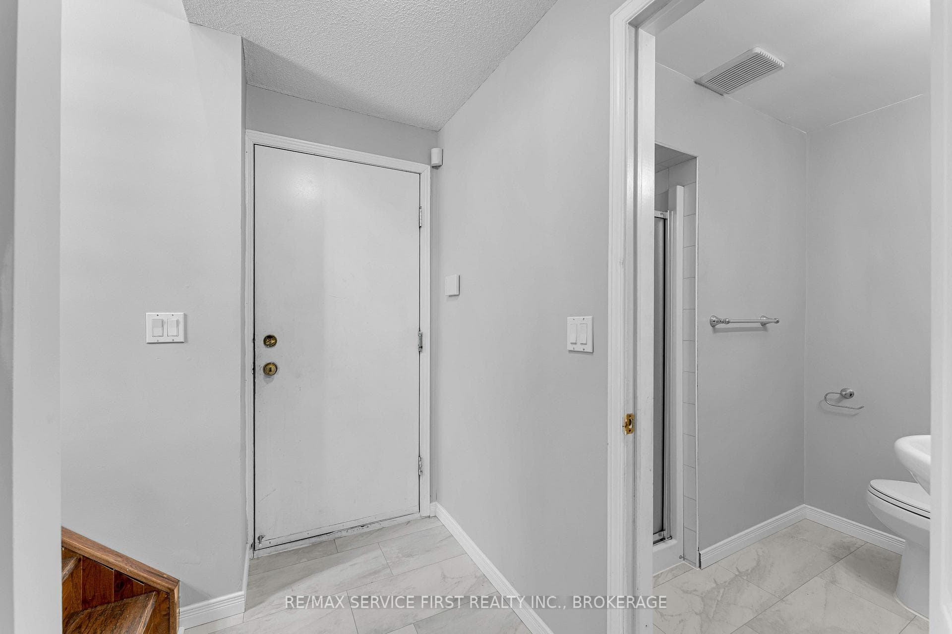 19 Heritage Drive photo 28