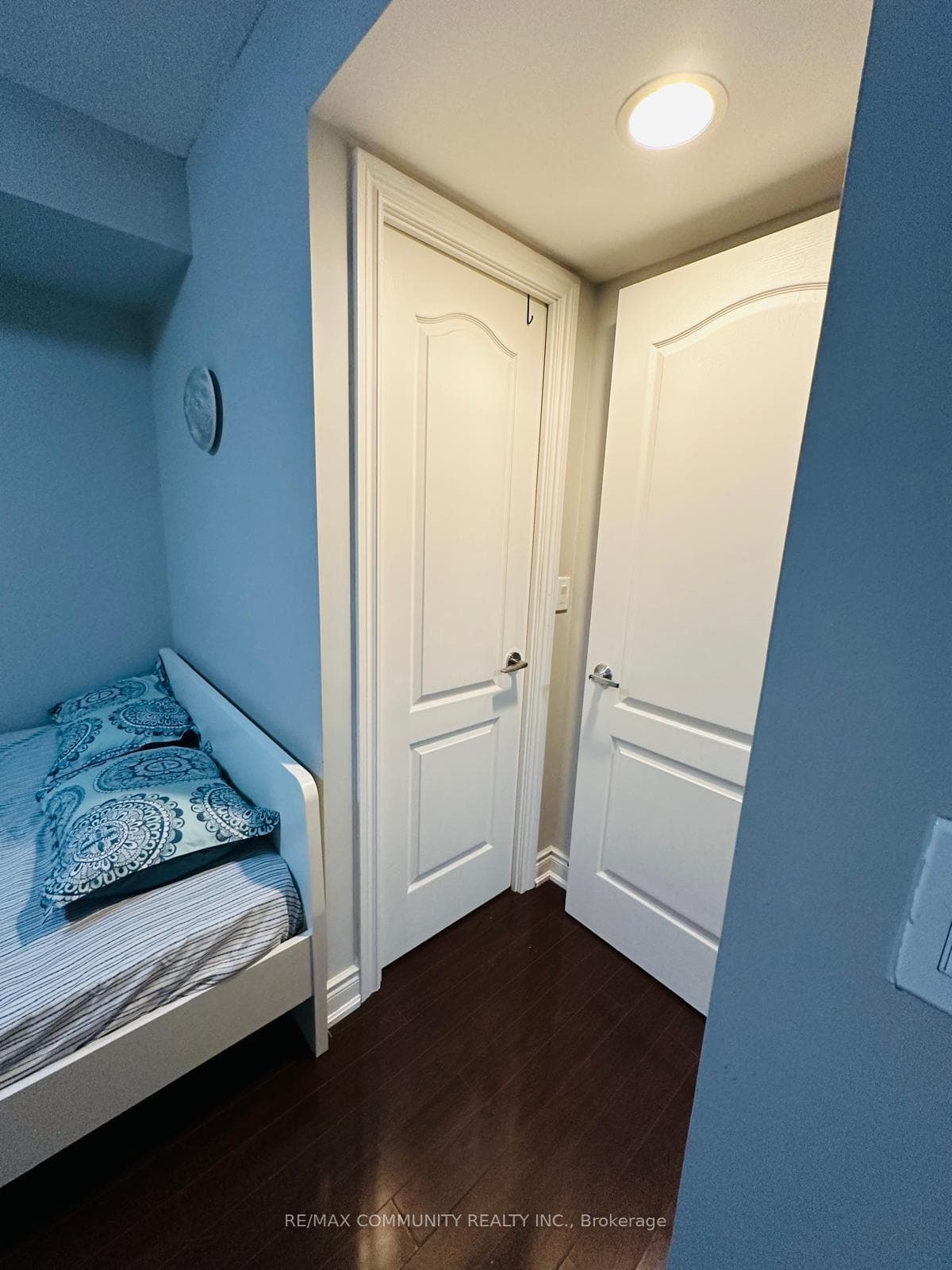 50 Brian Harrison Way Unit 1903 photo 13
