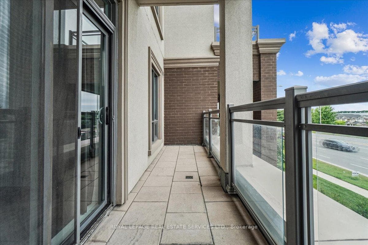 2490 Old Bronte Road Unit 219 photo 19