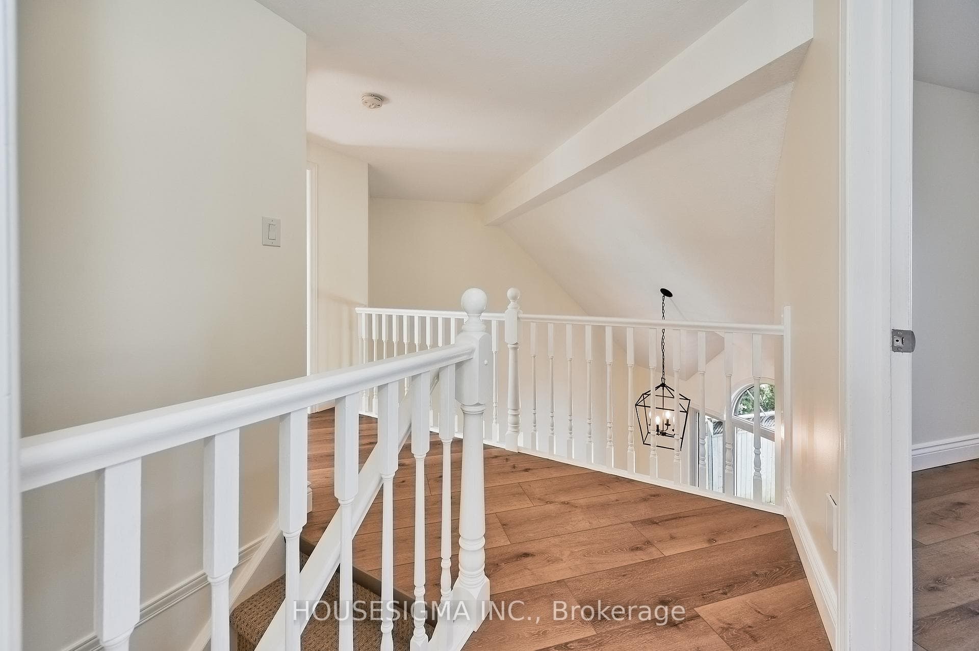 55 Marsh Crescent photo 14