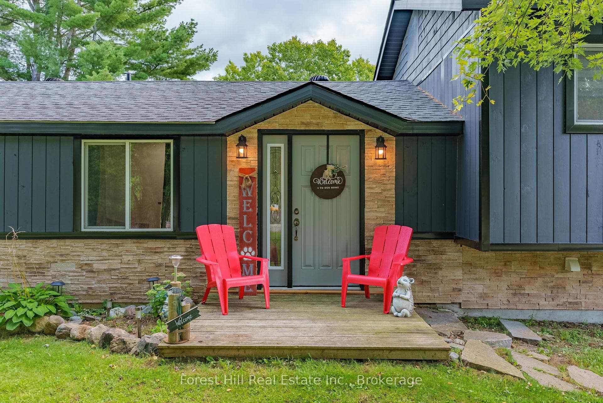 1190 Winhara Road photo 4