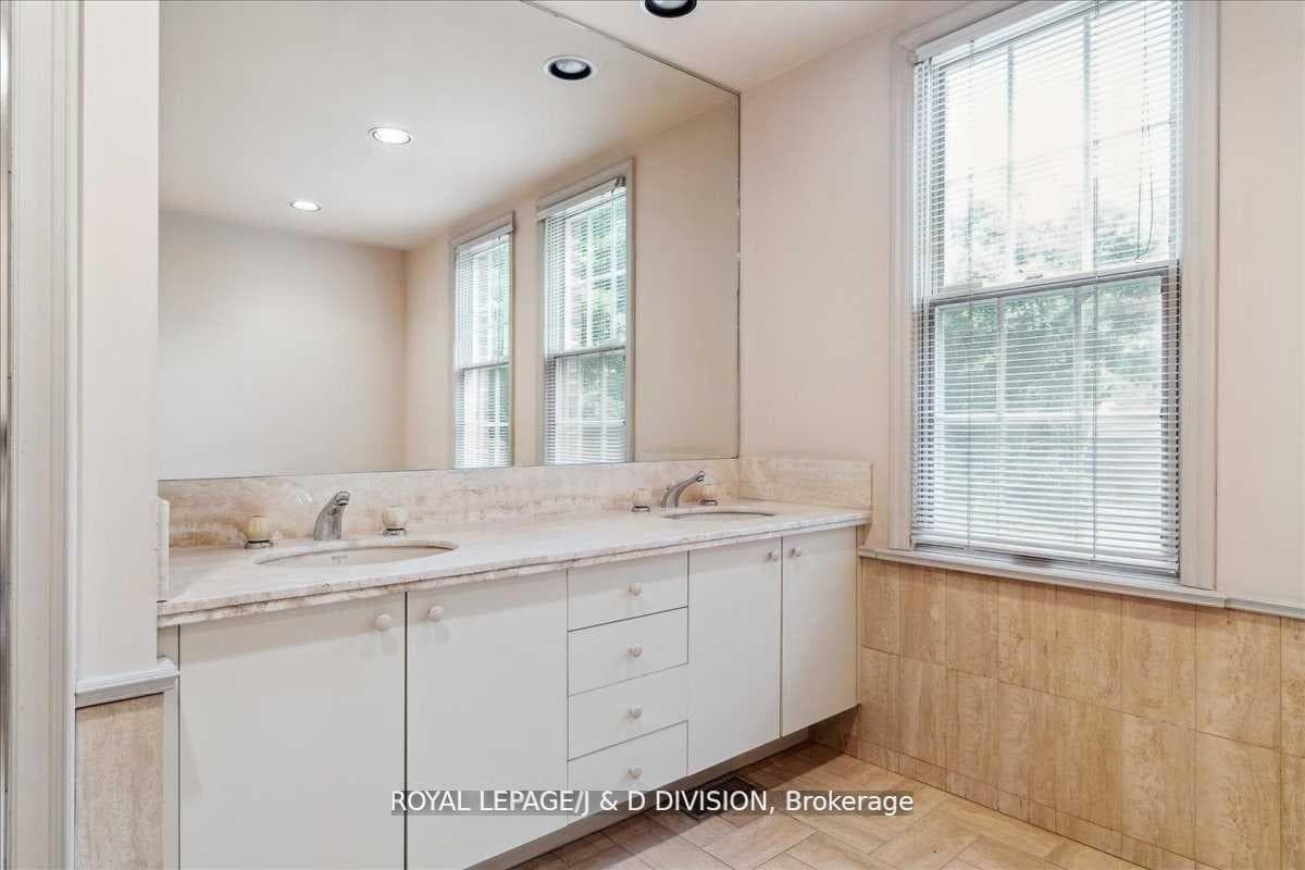 88 Woodlawn Avenue photo 23