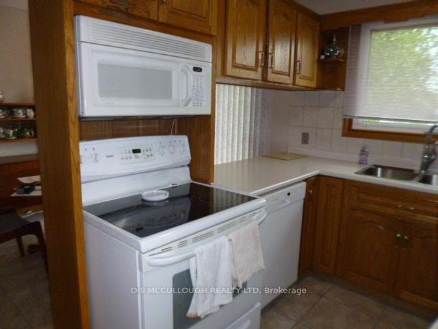 238 Poplar Avenue photo 8