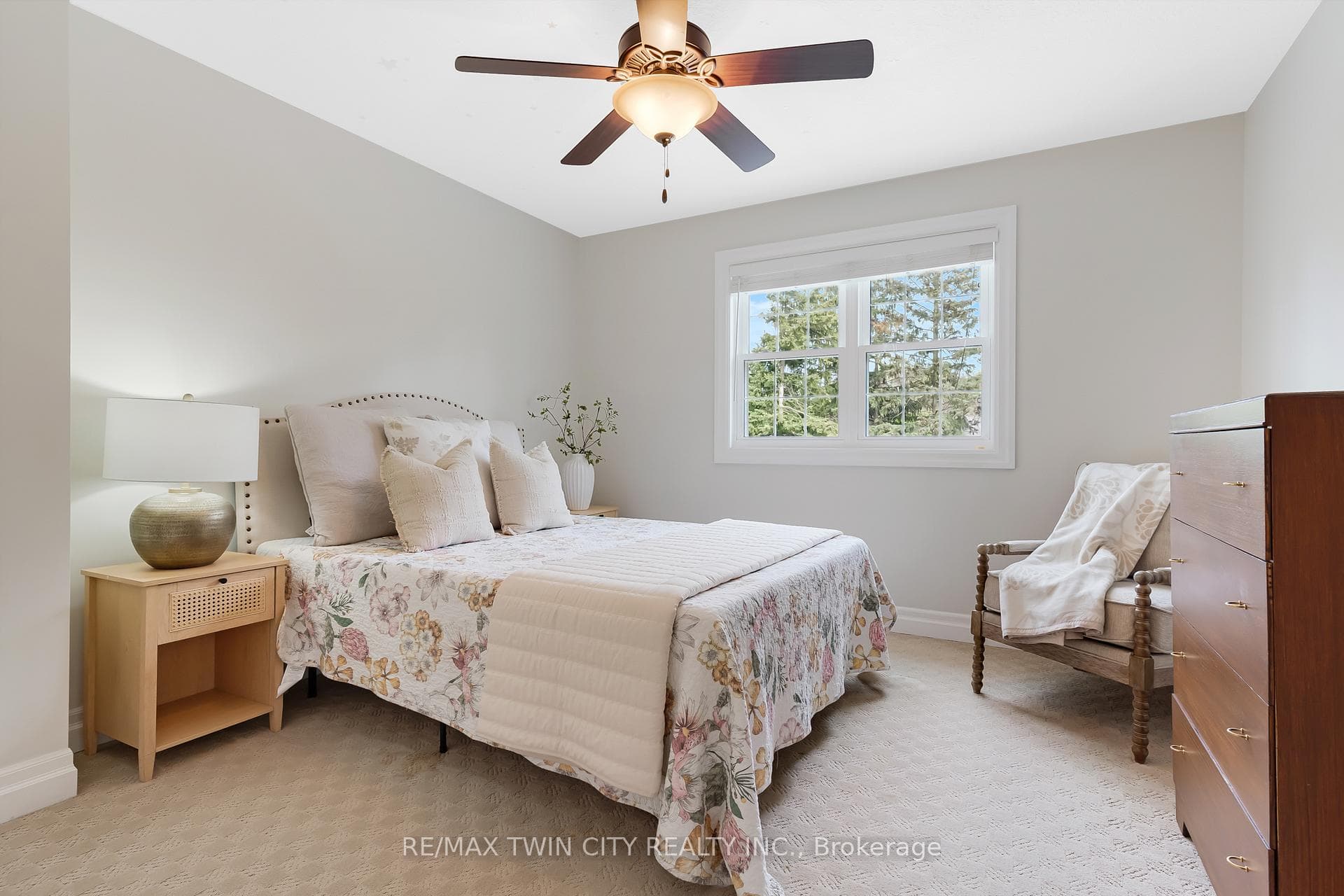 286 Normandy Avenue photo 30