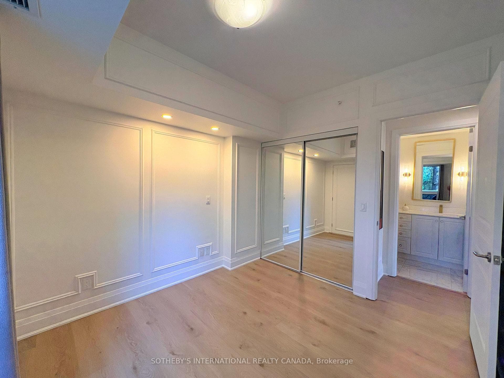 8302 Islington Avenue Unit 302 photo 21