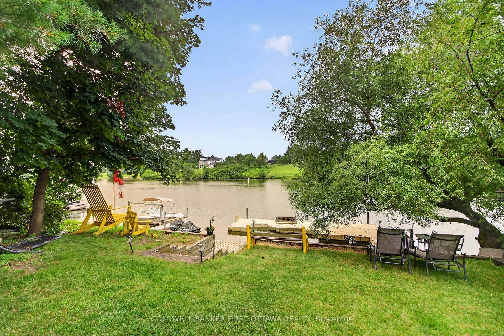 2014 River Road photo 29
