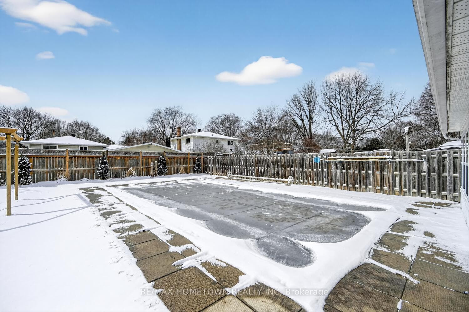 40 Windsor Drive photo 33
