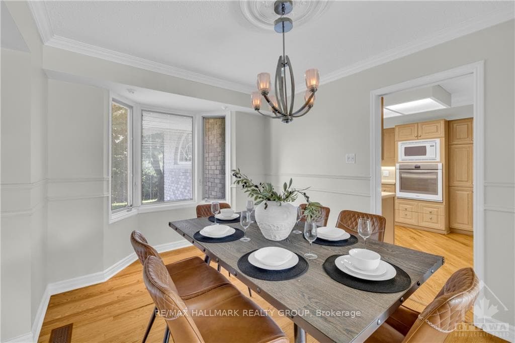 34 WEST HERRINGTON Court photo 7