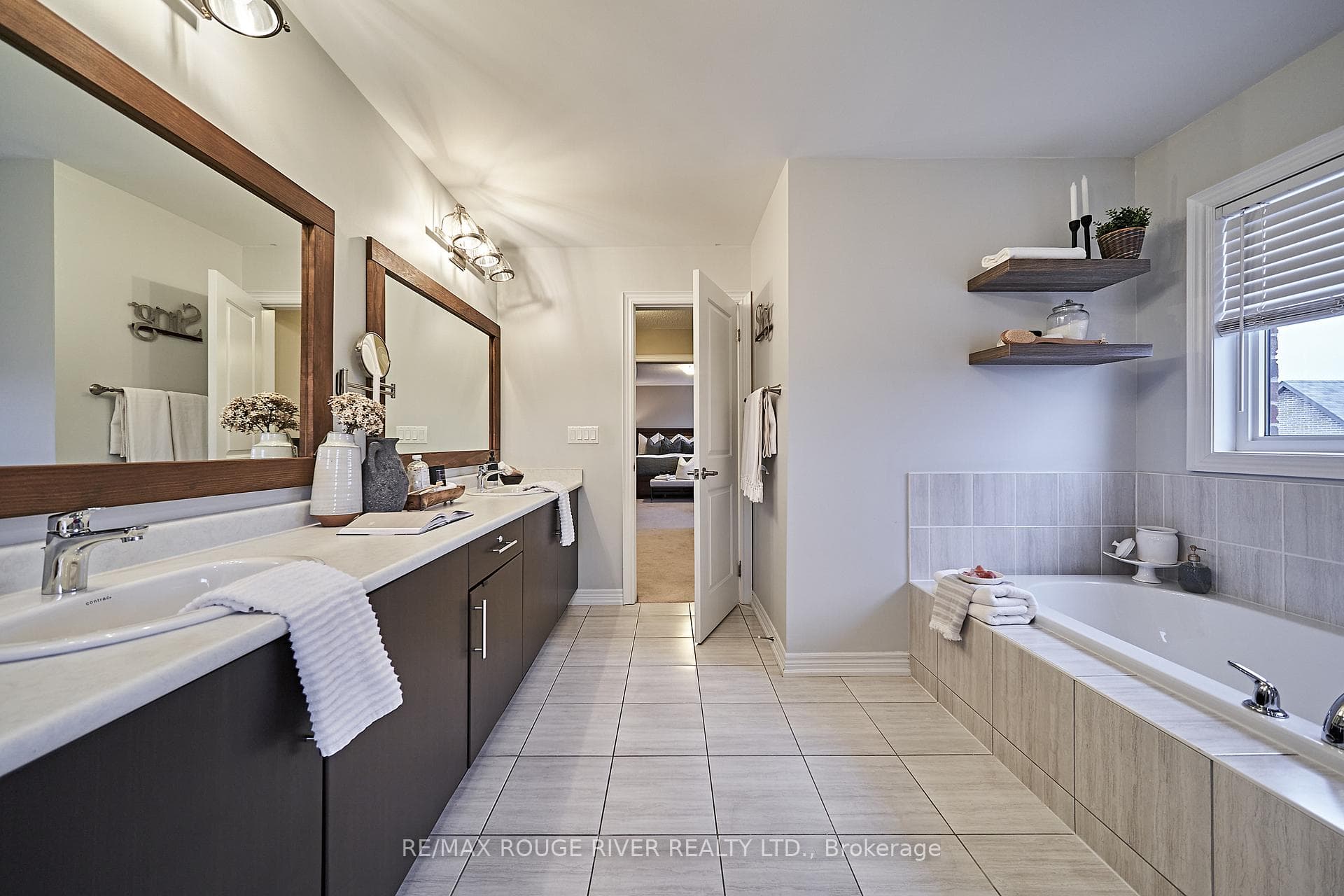 30 Gomme Avenue photo 32