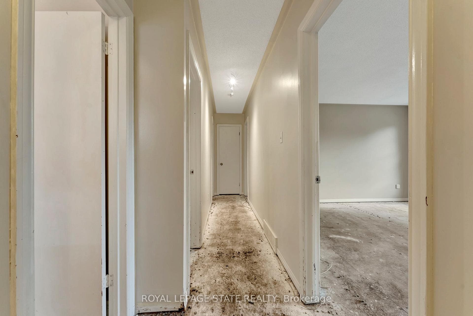 53 Greenfield Road photo 16