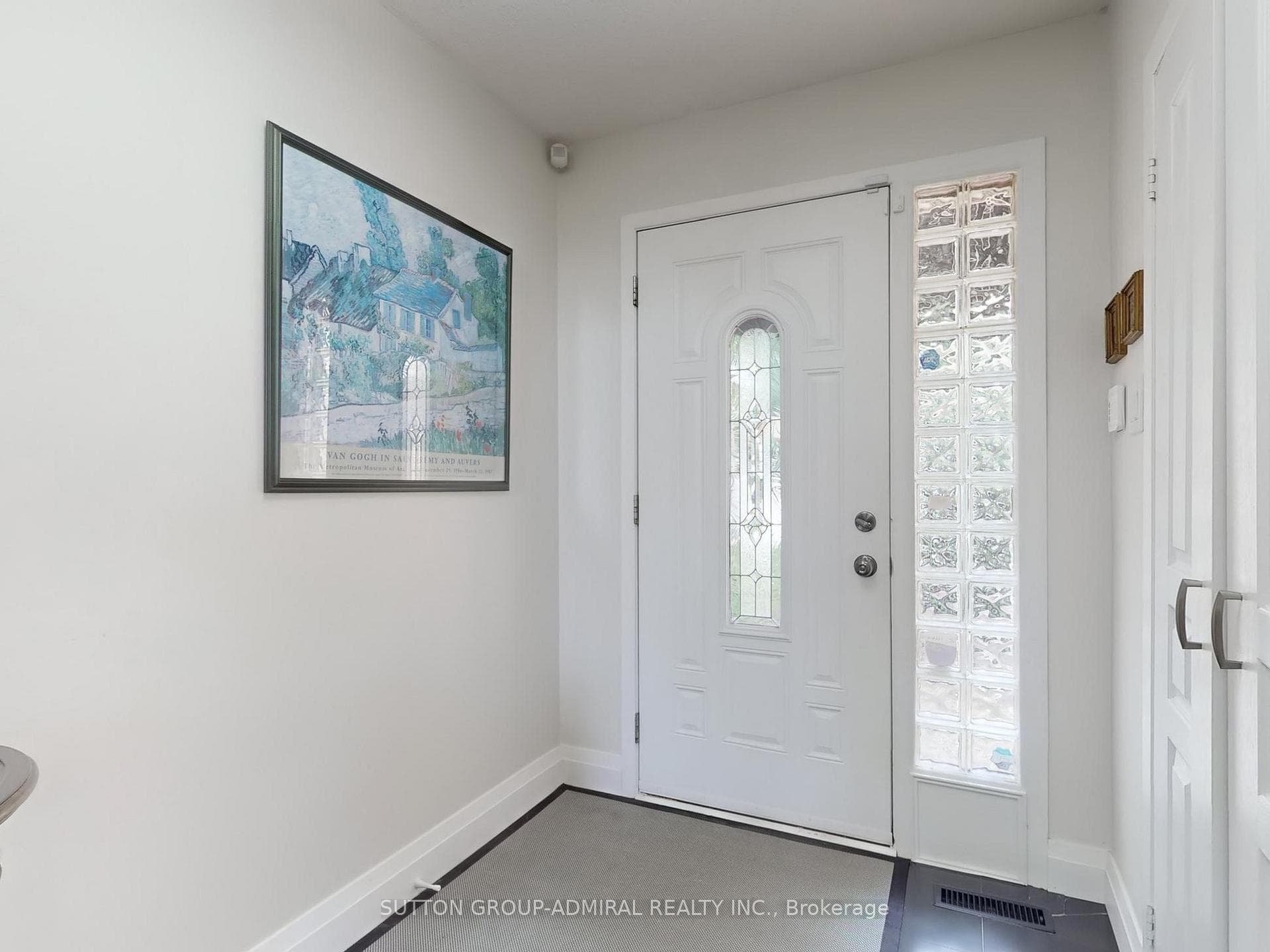 73 Donnamora Crescent photo 3