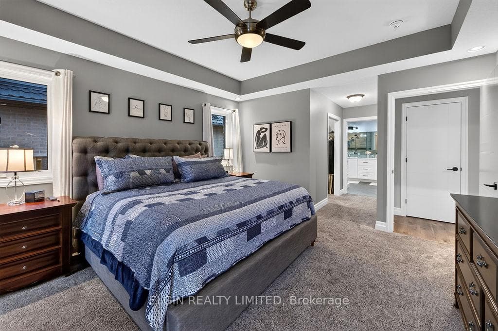 40 Glengariff Drive photo 9