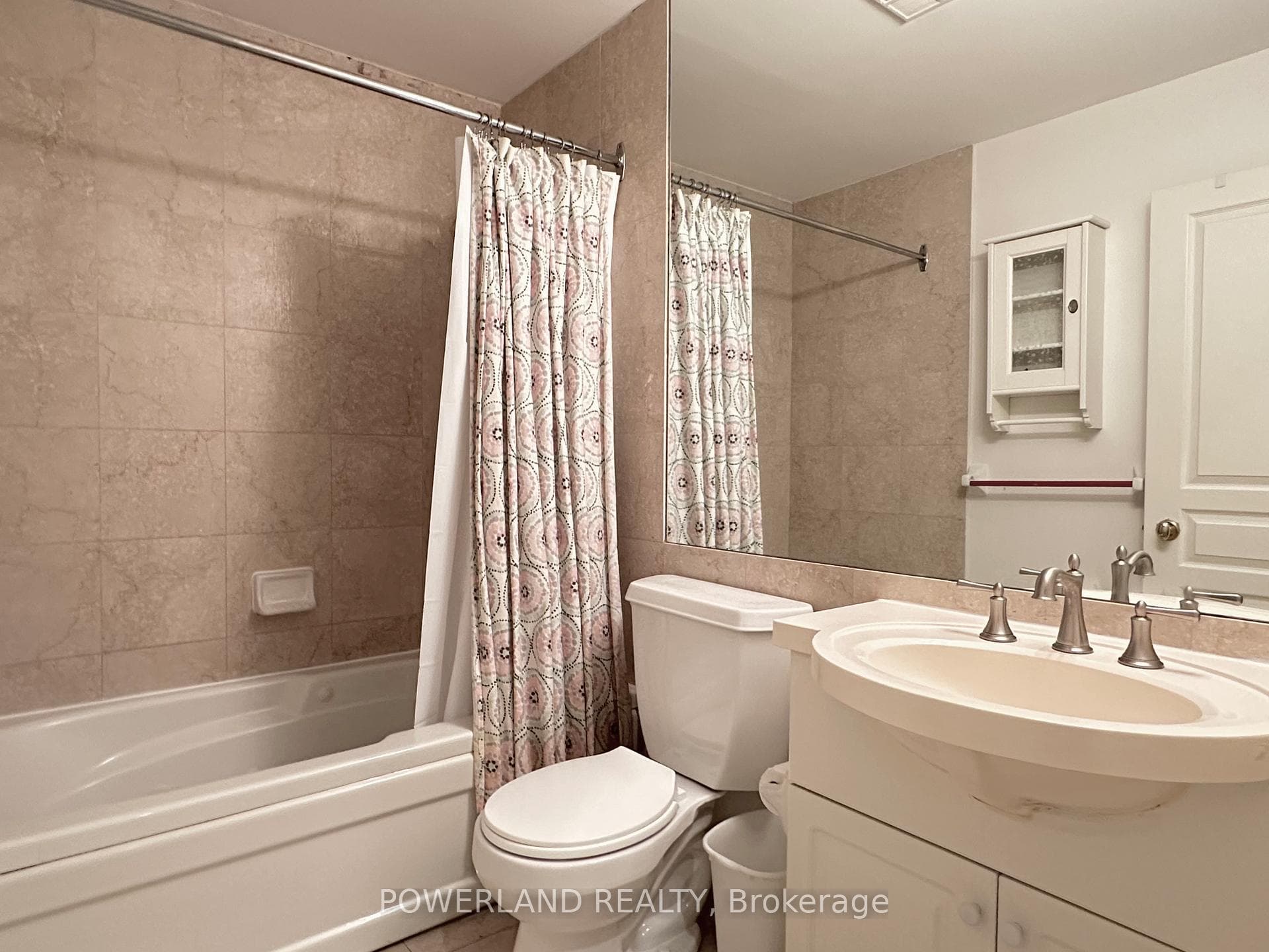 102 Bloor Street Unit 205 photo 13