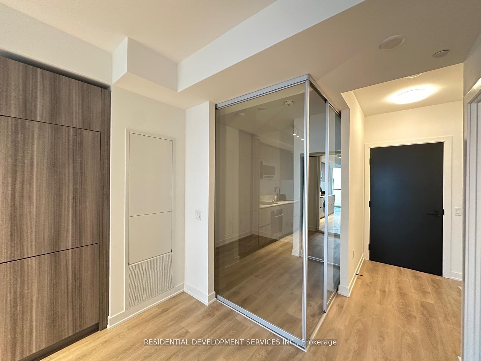 117 Broadway Avenue Unit 1707N photo 4