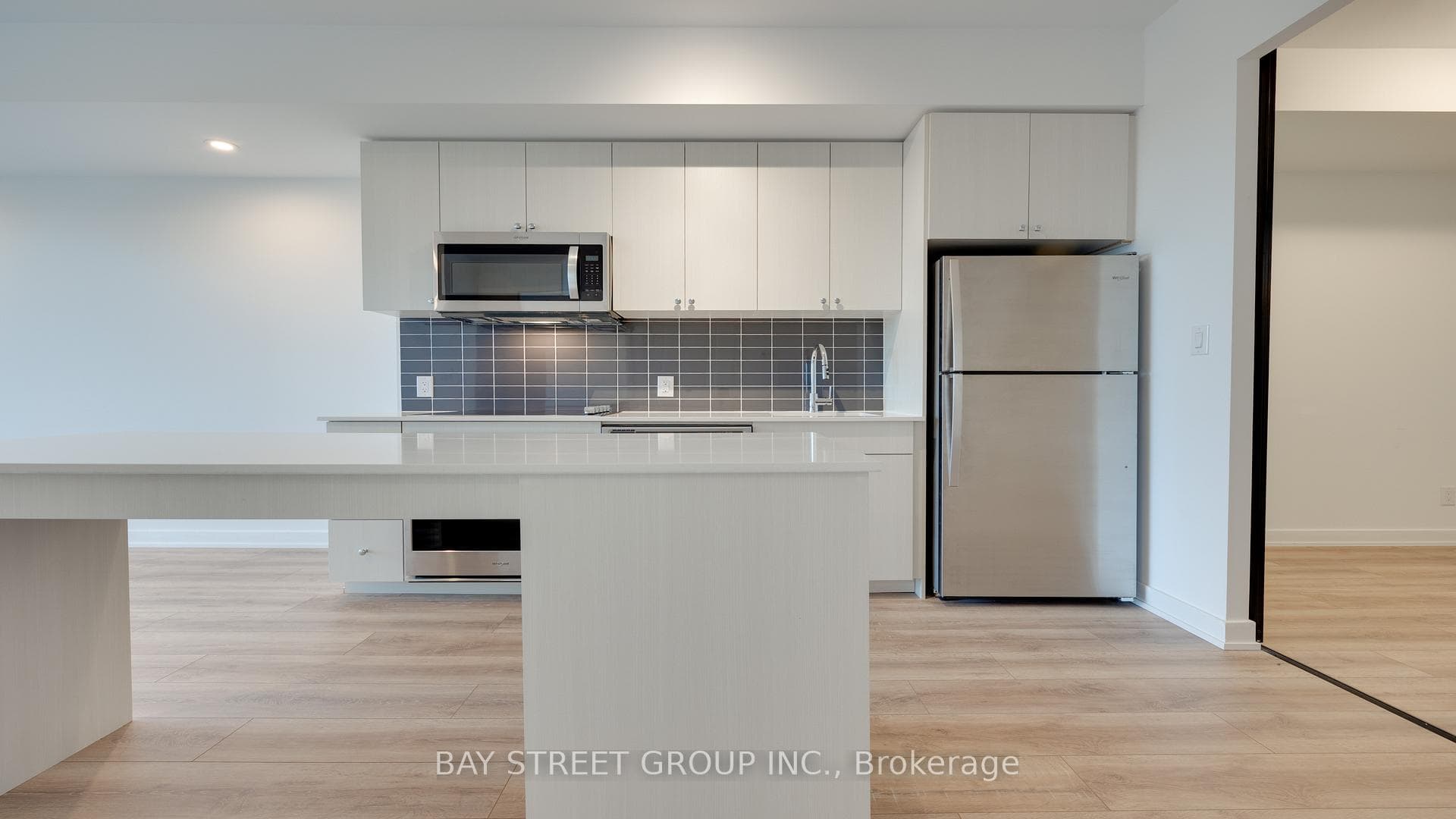 2799 Kingston Road Unit 723 photo 3