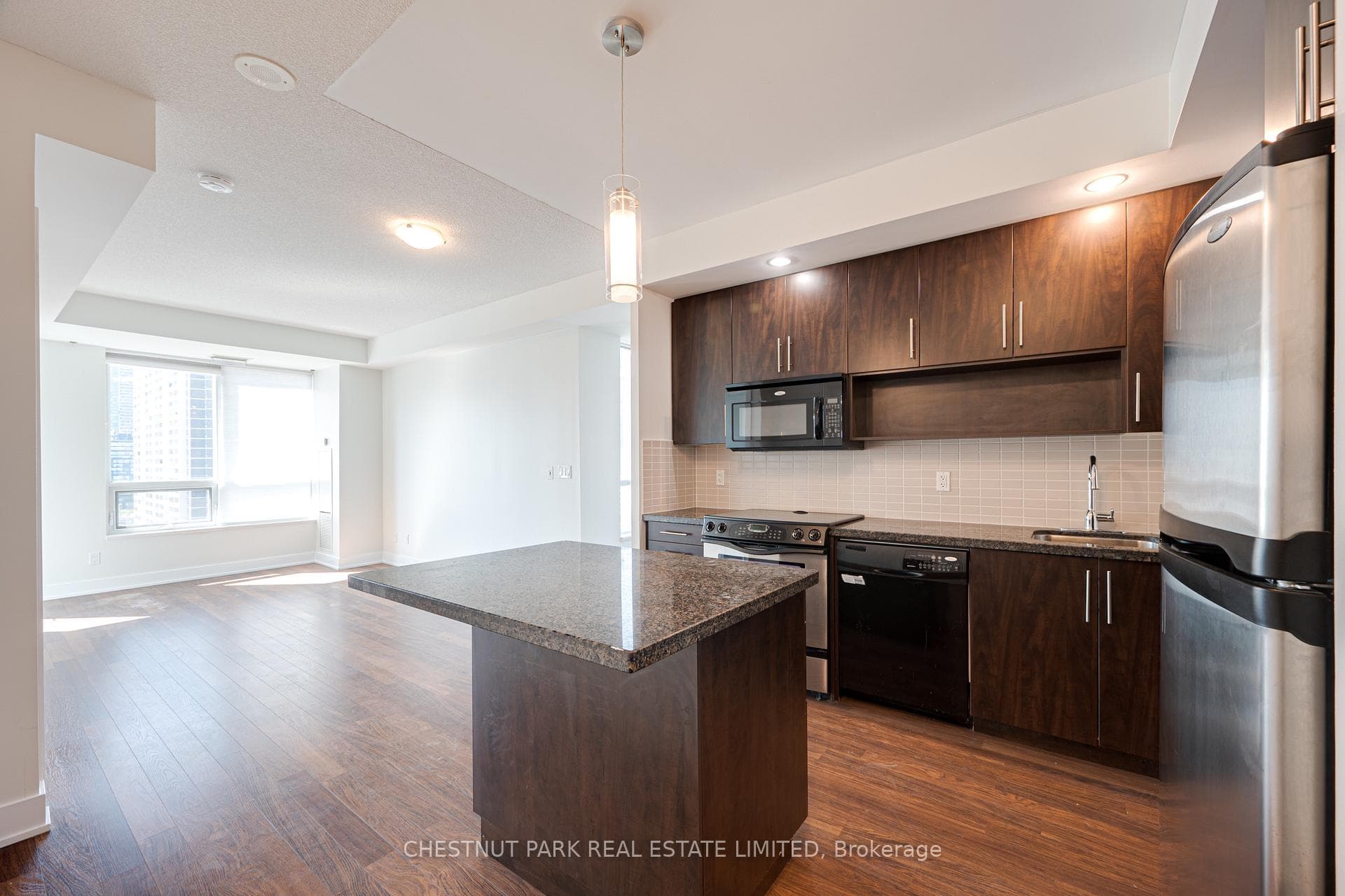 120 Homewood Avenue Unit 1501 photo 2