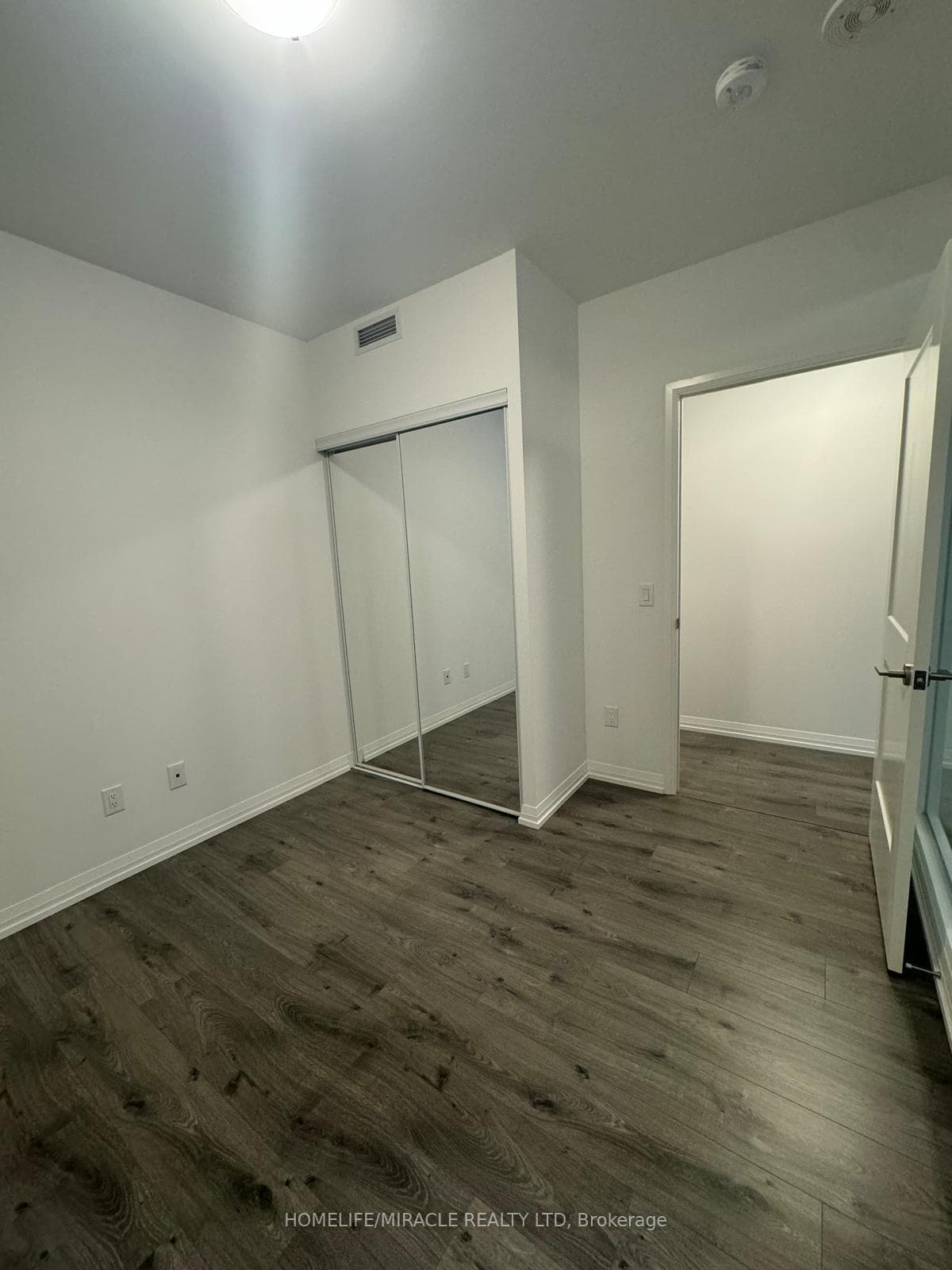 8 Widmer Street Unit 615 photo 8