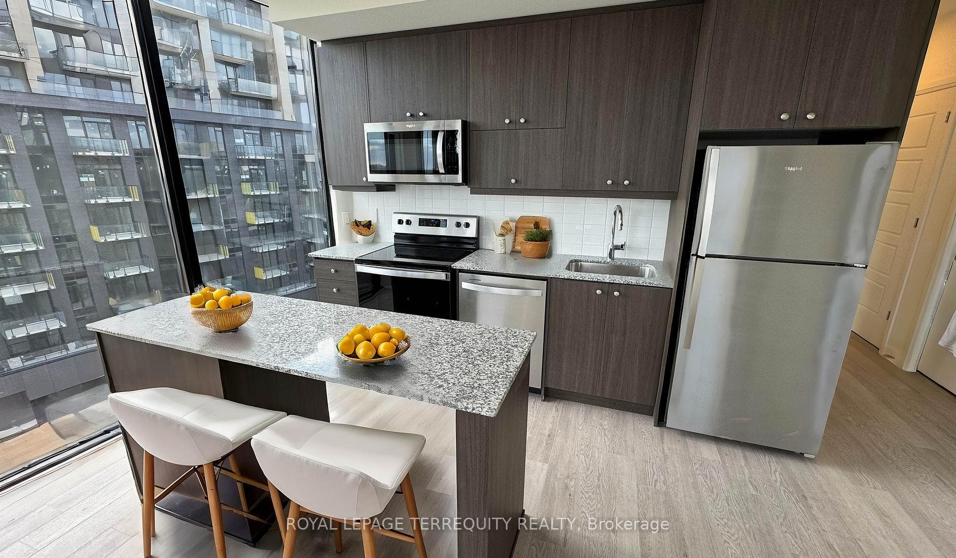 1415 Dundas Street Unit 617 photo 6
